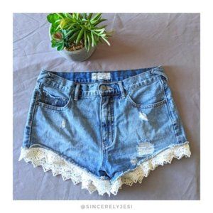Free People ▪ High Waisted Lace Hem Frayed Distressed Denim Bohemian Festival